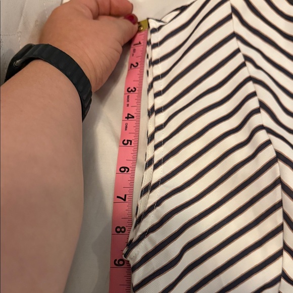 NWT Commense Striped Round-Neck Shirt in Medium. - Picture 12 of 15